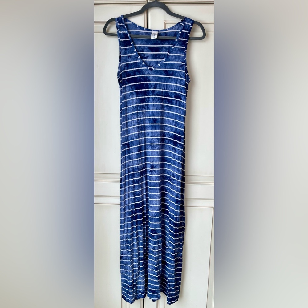 🍊 Cover Me Swim coverup S/M ( says L) long maxi blue/white tie-dye. Made Canada
